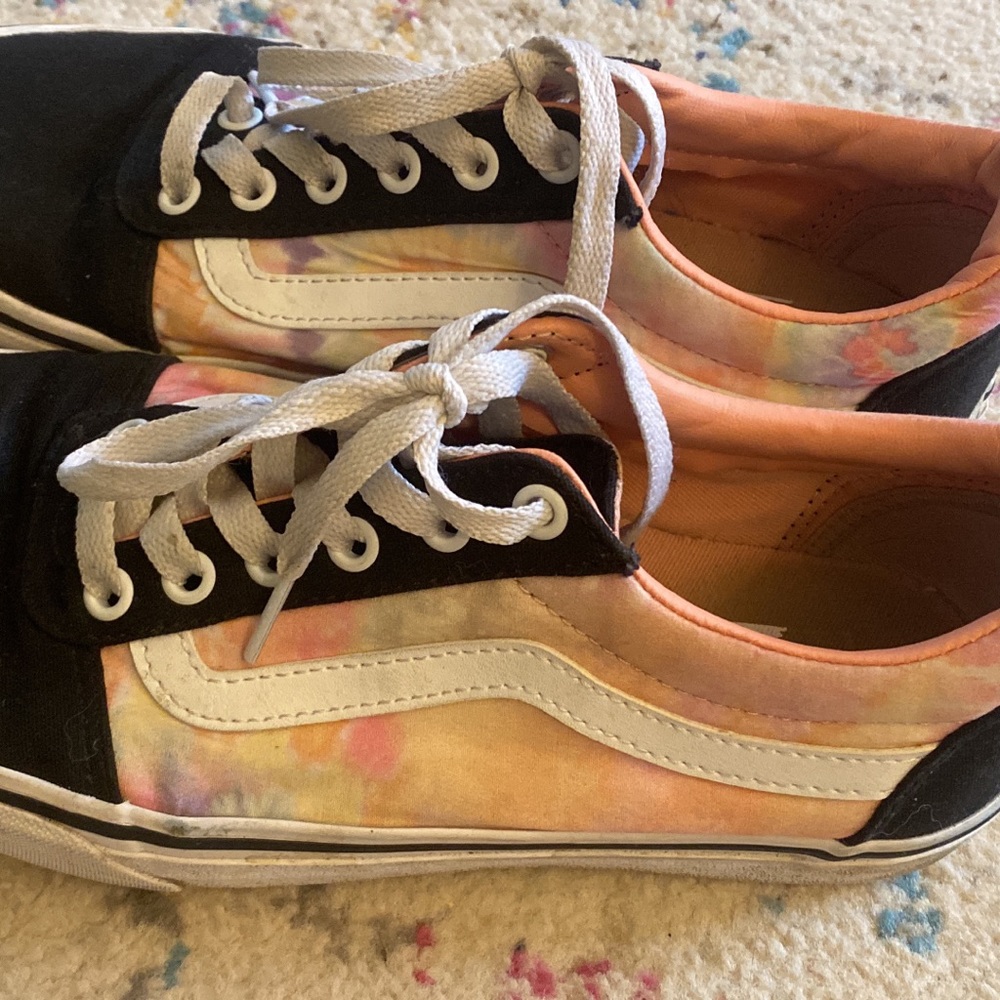 Tye dye vans 8.5